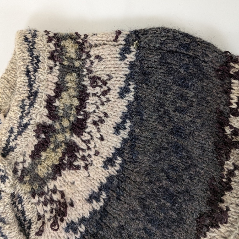 Vintage Knit Fair Isle Cardigan Norwegian Icelandic Button Down Cozy Comfy - Picture 6 of 10
